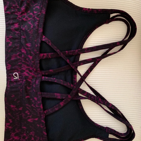 Sports bra - Picture 2 of 2